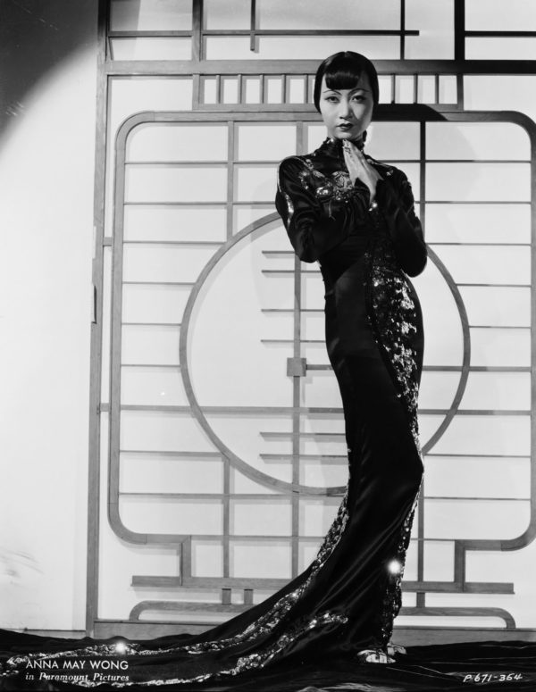 Anna May Wong, vestida por Travis Banton para el papel de Tu Tuan en la película Limehouse Blues, de 1934, de Paramount Pictures.